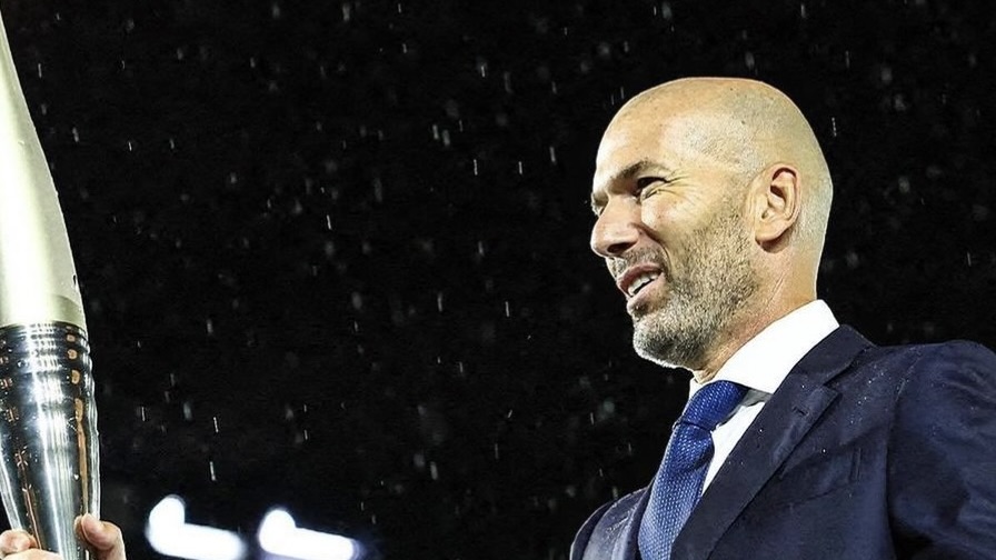 turunminum.id Inggris Ratcliffe Siapkan Zidane Gantikan Ten Hag Ratcliffe Siapkan Zidane Gantikan Ten Hag (foto: x)
