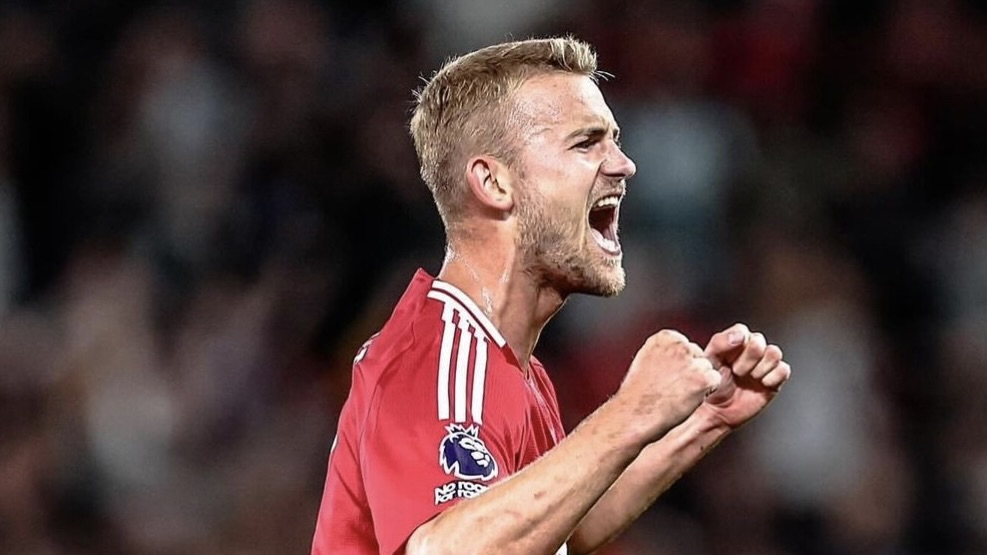turunminum.id Inggris Matthijs de Ligt: Turun Performa di Manchester United Matthijs de Ligt: Turun Performa di Manchester United (foto: x)
