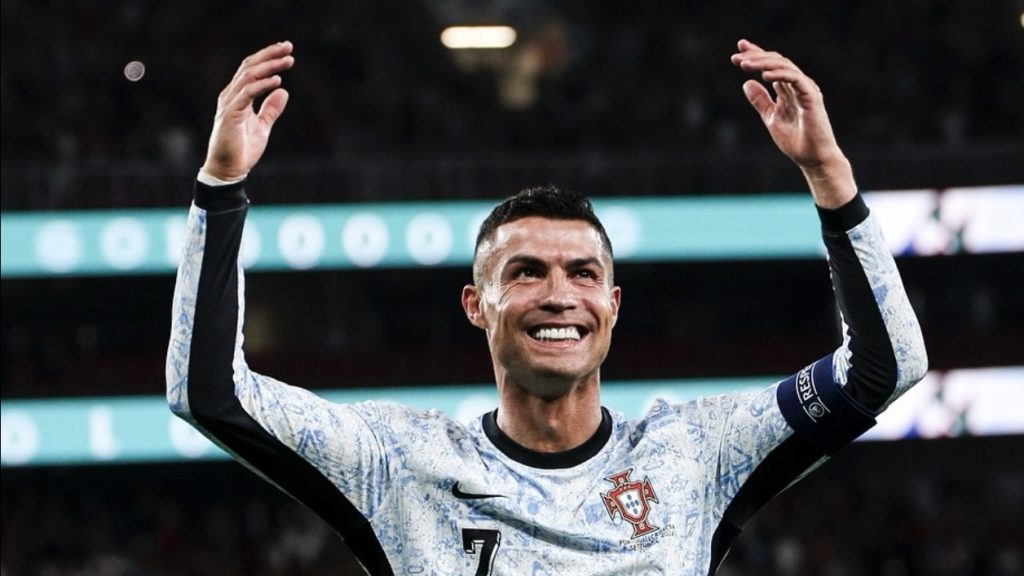 turunminum.id Inggris Ten Hag Tanggapi Kritik Cristiano Ronaldo Ten Hag Tanggapi Kritik Cristiano Ronaldo (foto: x)