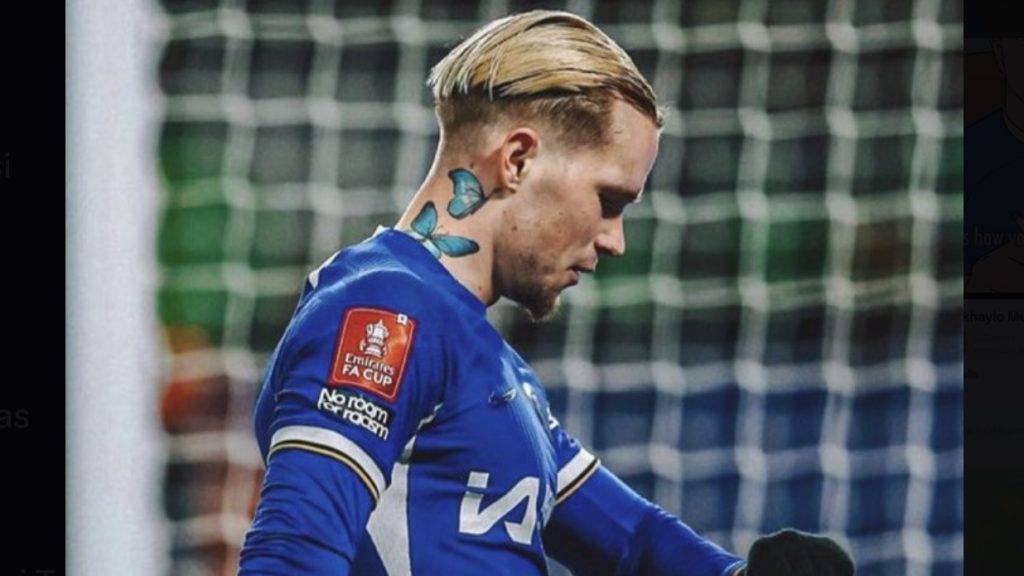 turunminum.id Inggris Chelsea Pertimbangkan Jual Mykhaylo Mudryk Chelsea Pertimbangkan Jual Mykhaylo Mudryk (foto: x)