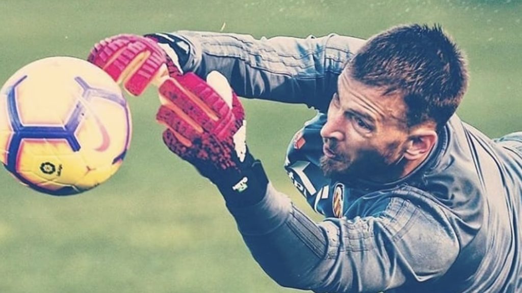 turunminum.id Inggris Liverpool Tak Pernah Berhasil Incar Neto Ke Tim Neto Dan Peluang Yang Hilang Untuk Liverpool (foto: x)