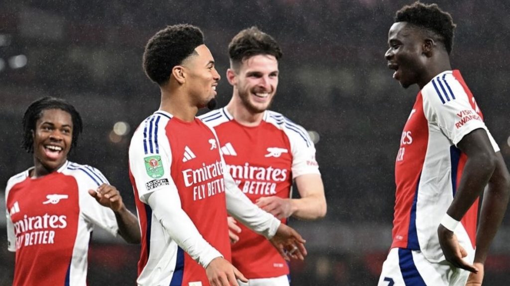 turunminum.id Inggris Kemenangan Gemilang: Arsenal Bantai Bolton 5-1! Kemenangan Gemilang: Arsenal Bantai Bolton 5-1! (foto: x)
