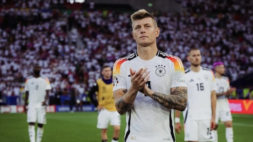 Van Gaal Gagalkan Transfer Kroos ke Manchester United (foto: x)
