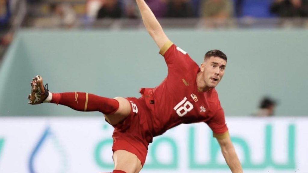 turunminum.id Inggris Dusan Vlahovic, Target Baru Arsenal di 2025 Dusan Vlahovic, Target Baru Arsenal di 2025 (foto: x)