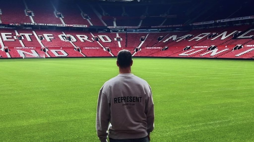 turunminum.id Inggris Van Nistelrooy Siap Gantikan Ten Hag di Manchester United Van Nistelrooy Siap Gantikan Ten Hag di Manchester United (foto: x)