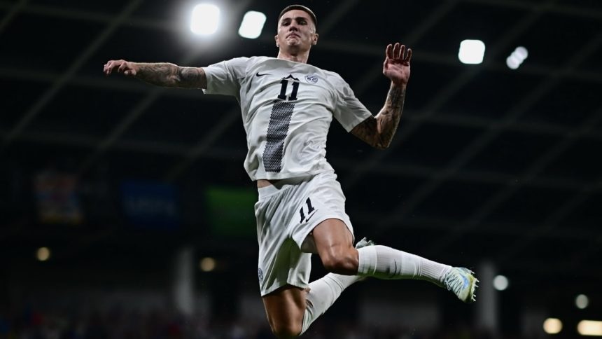Benjamin Sesko Tolak Tawaran: Setia di Leipzig! (foto: x)