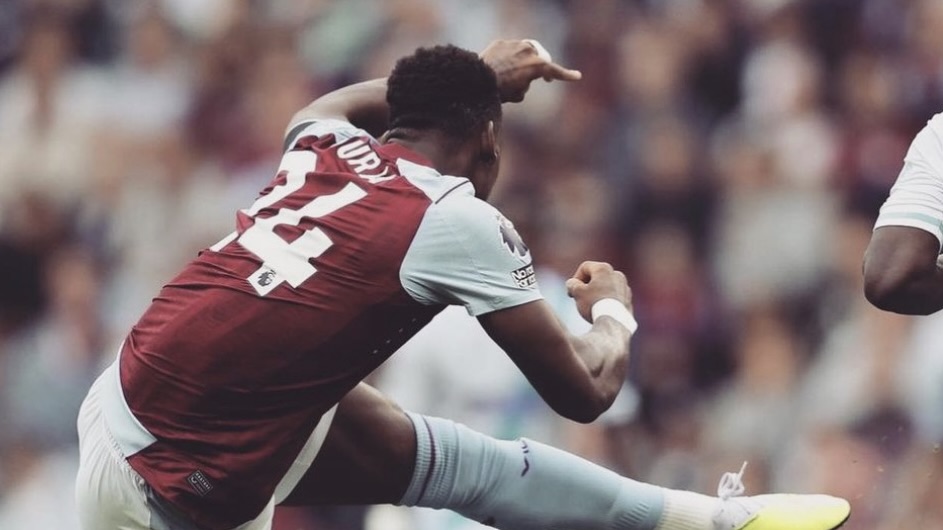 turunminum.id Inggris Jhon Duran: Target Arsenal di Awal Musim Jhon Duran: Target Arsenal di Awal Musim (foto: x)