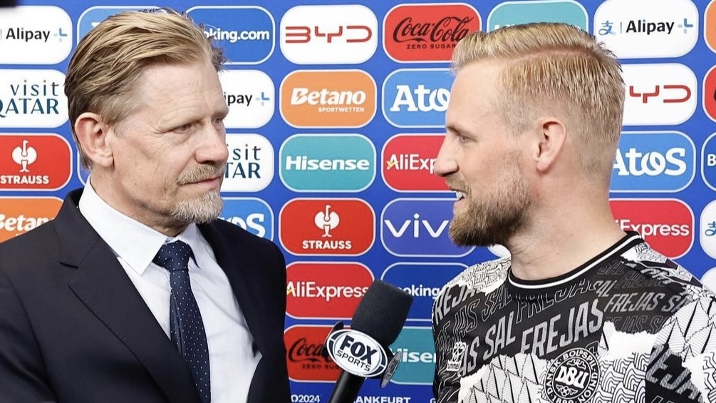turunminum.id Inggris Peter Schmeichel: Hampir Dipecat Sir Alex Ferguson Peter Schmeichel: Hampir Dipecat Sir Alex Ferguson (foto: x)