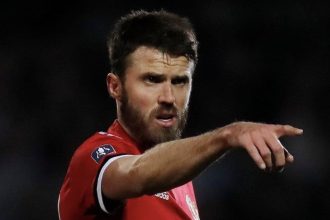 Michael Carrick: Calon Pengganti Ten Hag (foto: x)