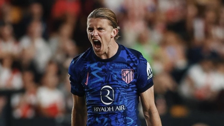 turunminum.id Inggris Conor Gallagher: Tumbal Kedatangan Gelandang Mahal Conor Gallagher: Tumbal Kedatangan Gelandang Mahal (foto: x)