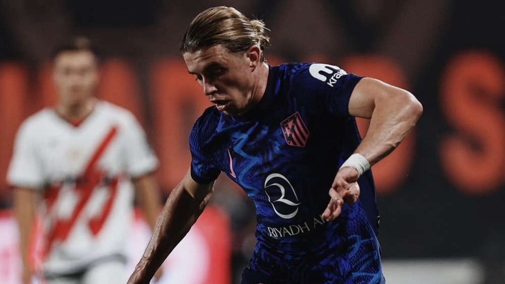 turunminum.id Inggris Conor Gallagher: Tumbal Kedatangan Gelandang Mahal Conor Gallagher: Tumbal Kedatangan Gelandang Mahal (foto: x)