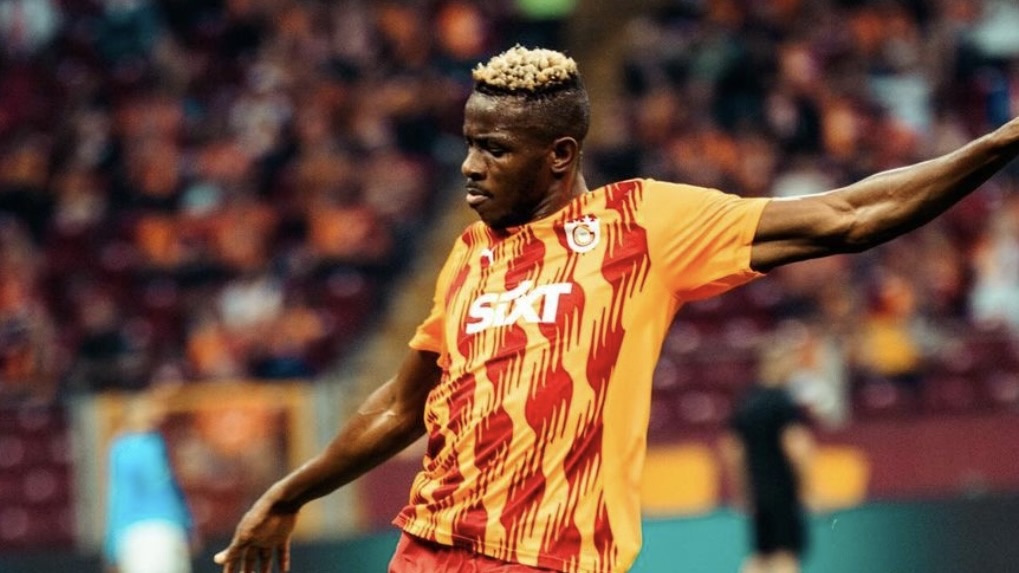 turunminum.id Inggris Victor Osimhen Semakin Dekat ke Chelsea di Bursa Transfer Victor Osimhen Semakin Dekat ke Chelsea di Bursa Transfer (foto: x)