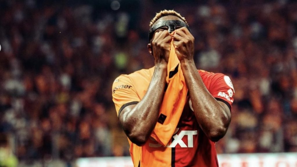turunminum.id Inggris Victor Osimhen Semakin Dekat ke Chelsea di Bursa Transfer Victor Osimhen Semakin Dekat ke Chelsea di Bursa Transfer (foto: x)