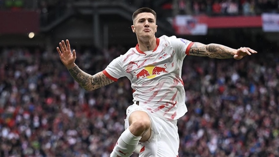 turunminum.id Inggris Arsenal Siap Kejar Benjamin Sesko di 2025 Arsenal Siap Kejar Benjamin Sesko di 2025 (foto: x)