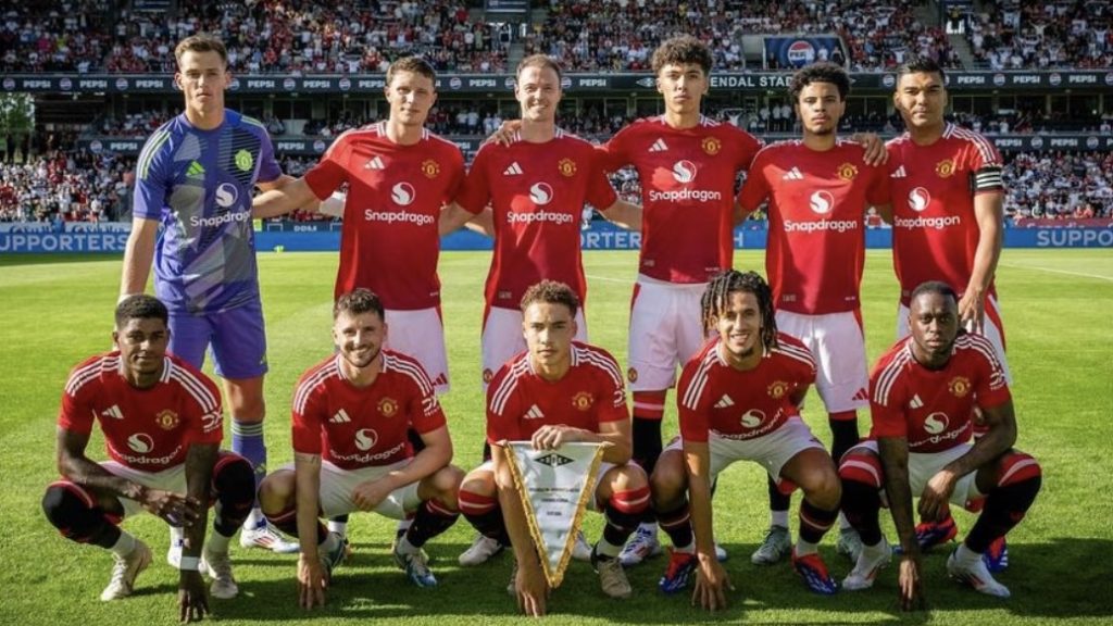 turunminum.id Inggris Erik Ten Hag Andalkan Jonny Evans Bek Kiri Darurat Erik Ten Hag Andalkan Jonny Evans Bek Kiri Darurat (foto: x)