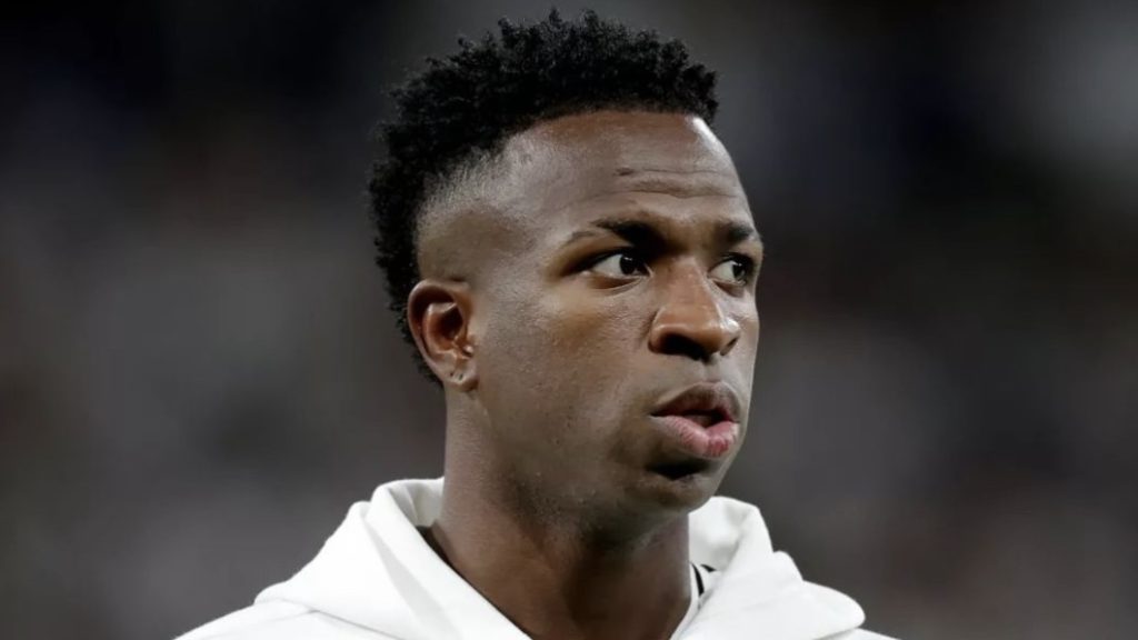 turunminum.id La Liga Al-Hilal Siapkan Mega Transfer untuk Vinicius Junior Al-Hilal Siapkan Mega Transfer untuk Vinicius Junior (foto: x)