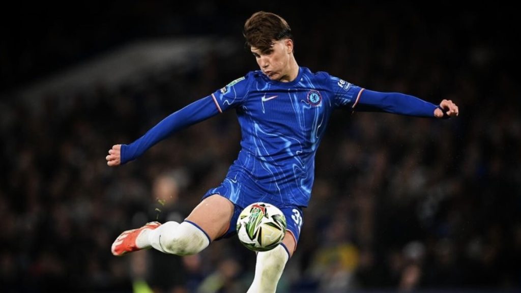 turunminum.id Inggris Minim Bermain, Casadei Hengkang dari Chelsea? Minim Bermain, Casadei Hengkang dari Chelsea? (foto: x)