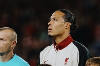 Virgil van Dijk Waspadai Kekuatan Chelsea (foto: x)