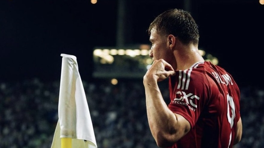turunminum.id Inggris Hojlund Ungkap Rasa Syukur Usai Cetak Gol Pertama Hojlund Ungkap Rasa Syukur Usai Cetak Gol Pertama (foto: x)