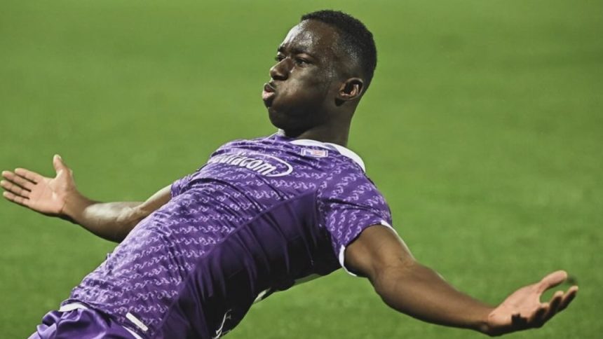 Michael Kayode Masuk Radar Liverpool Pengganti Trent (foto: x)