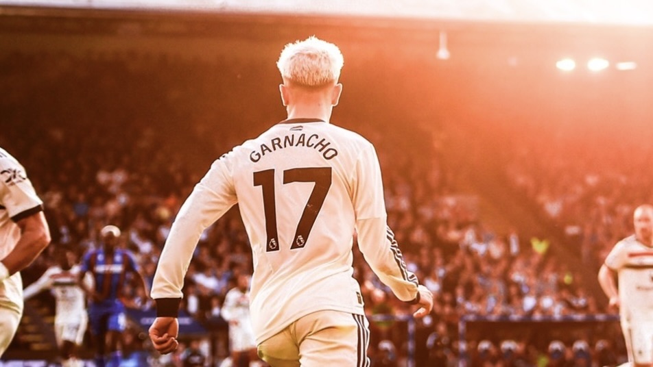 turunminum.id Inggris West Ham Hadapi Manchester United: Pertarungan Sengit West Ham Hadapi Manchester United: Pertarungan Sengit (foto x)