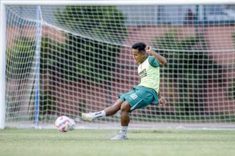 Pemain Persebaya, Toni Firmansyah (Foto: Persebaya Surabaya)