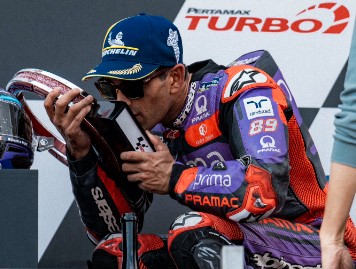 turunminum.id Ragam Bahas Perebutan Gelar MotoGP, Martin: Bukan Hanya Saya dan Bagnaia turunminum.id Bahas Perebutan Gelar MotoGP, Martin: Bukan Hanya Saya dan Bagnaia