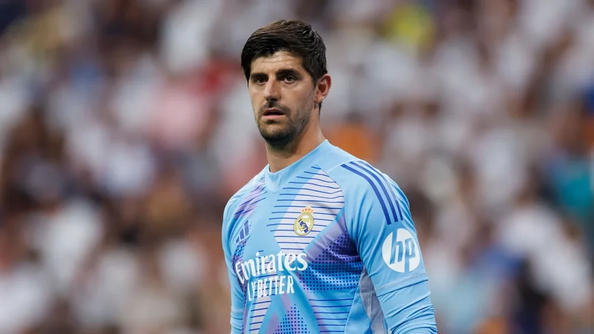 Atletico Madrid Dihukum Buntut Aksi Pelemparan Terhadap Thibaut Courtois