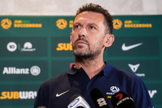 turunminum.id Jelang Lawan China, Tony Popovic Singgung Performa Buruk Australia Hadapi Timnas Indonesia