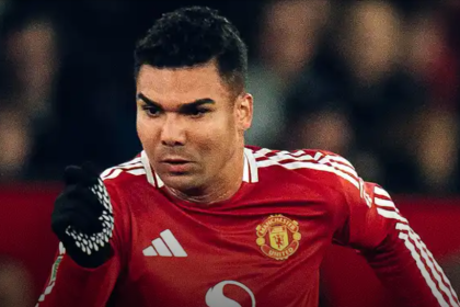 turunminum.id Casemiro Bersinar Usai Bawa Manchester United Pesta Gol atas Leicester