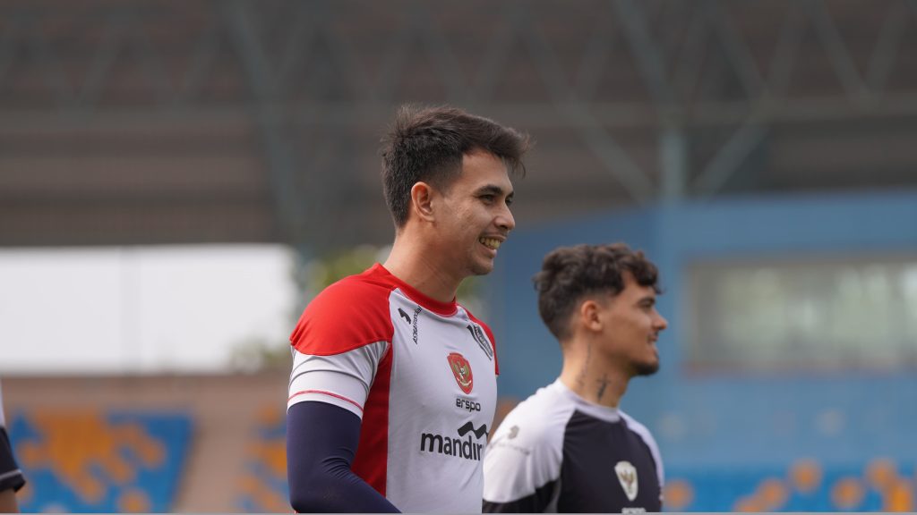 turunminum.id Timnas Timnas Indonesia Jelang Lawan China: Shin Tae-yong hingga Pratama Arhan Kompak Cengar-cengir turunminum.id Timnas Indonesia Jelang Lawan China: Shin Tae-yong hingga Pratama Arhan Kompak Cengar-cengir