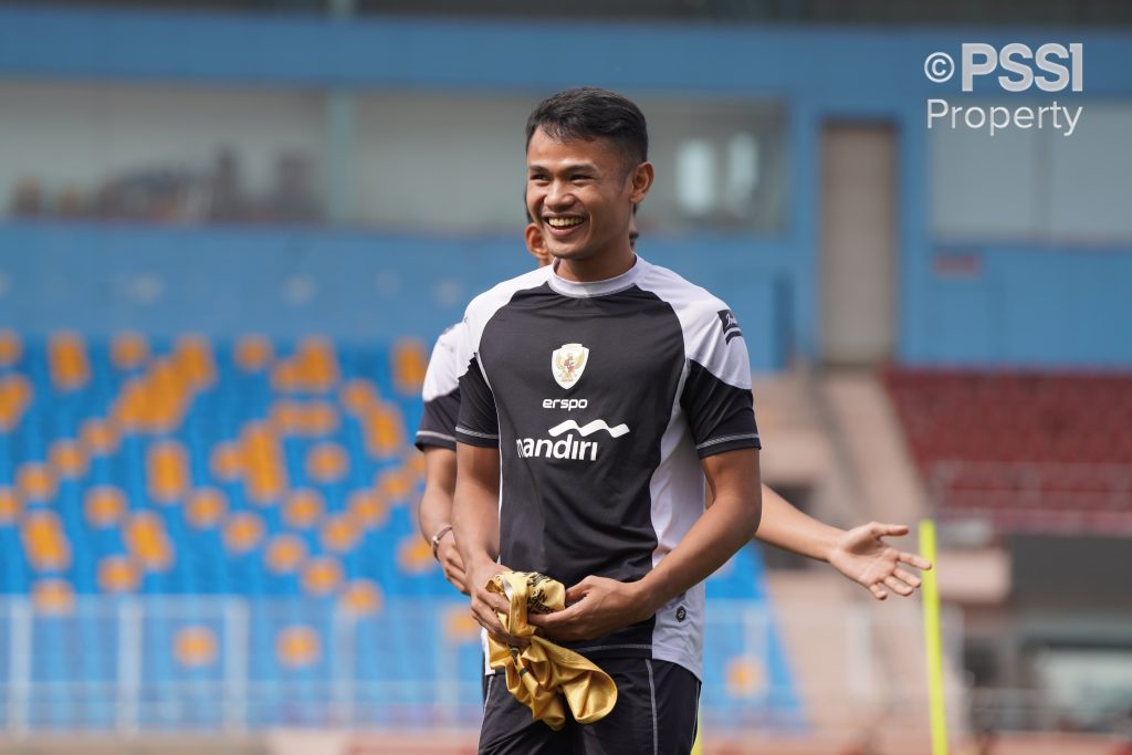 turunminum.id Timnas Timnas Indonesia Jelang Lawan China: Shin Tae-yong hingga Pratama Arhan Kompak Cengar-cengir turunminum.id Timnas Indonesia Jelang Lawan China: Shin Tae-yong hingga Pratama Arhan Kompak Cengar-cengir