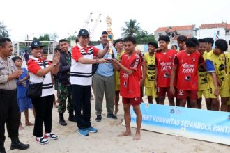 Presiden Indonesia Beach Soccer (IBSC) atau sepak bola pantai Indonesia, Hinca I.P. Pandjaitan