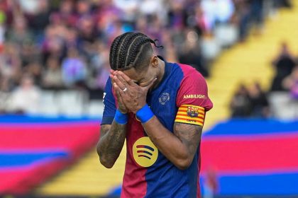 Gol Raphinha tak cukup untuk menghindarkan Barcelona dari kekalahan (Foto: JOSEP LAGO/GettyImages)