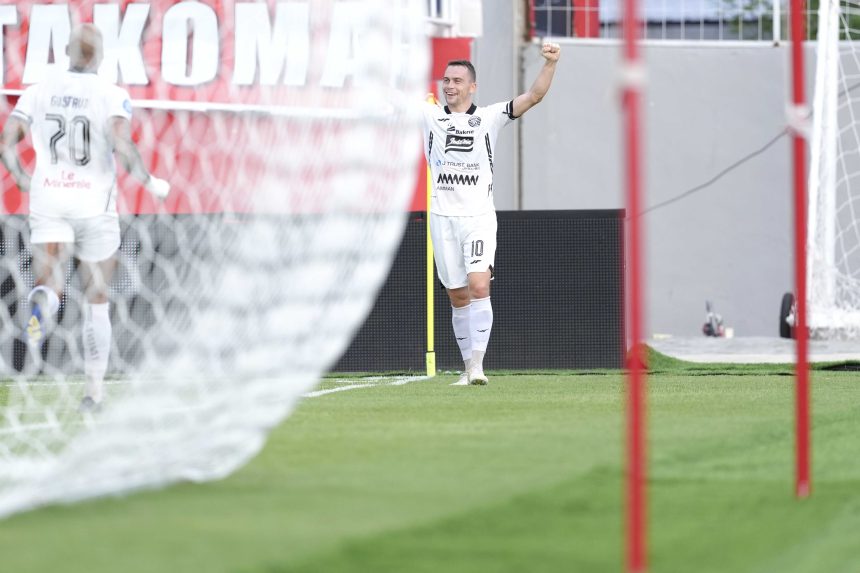 Selebrasipemain Persija Jakarta, Maciej Gajos (Foto: Persija)