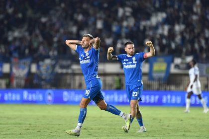 Persib Bandung puncaki klasemen sementara Liga 1 2024/25 (Foto: Persib.co.id/S. Nurhadi P.)