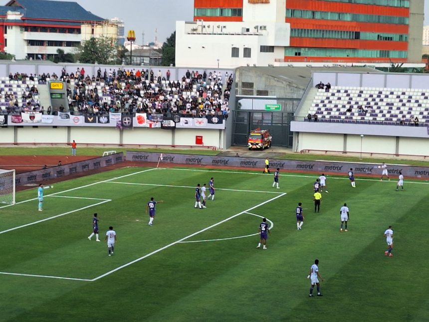 Liga 1 2024: Persita vs Persik di pekan ke-22 (Foto: Turunminum)