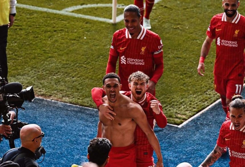 turunminum.id Liverpool Tinggal Selangkah Lagi Angkat Trofi! Arsenal Bisa Jadi Penyelamat Dadakan?!